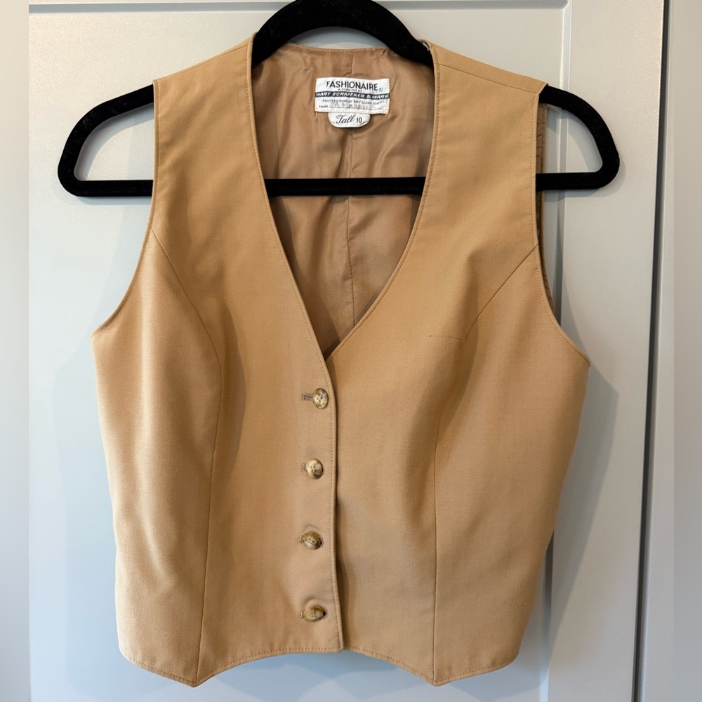 Vintage fashionaire Tan Button-Up Vest